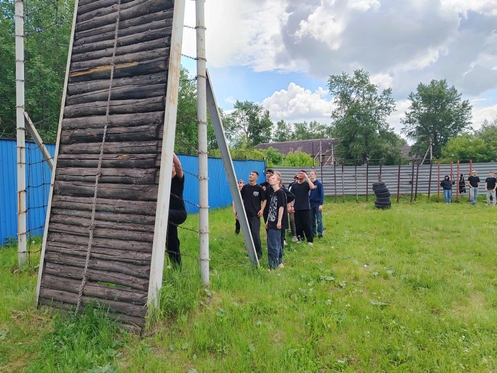 УЧЕБНЫЕ СБОРЫ ДЛЯ ЮНОШЕЙ: НА СТРАЖЕ ДИСЦИПЛИНЫ И НАВЫКОВ

Учебные сборы для юношей продолжаются, пре