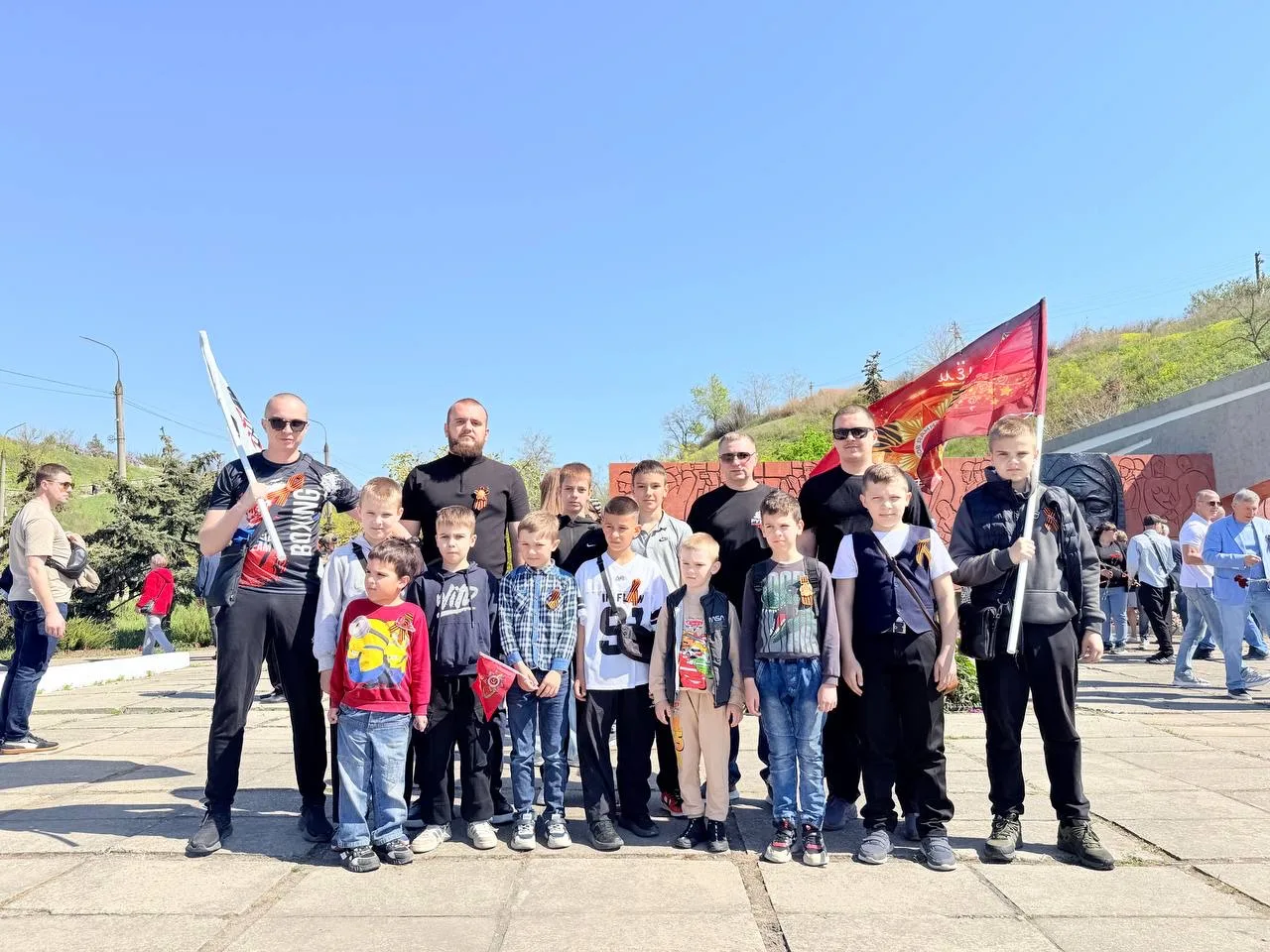 🔥В честь великого праздника — Дня Победы — воспитанники спортивного клуба «Рубеж» прин...