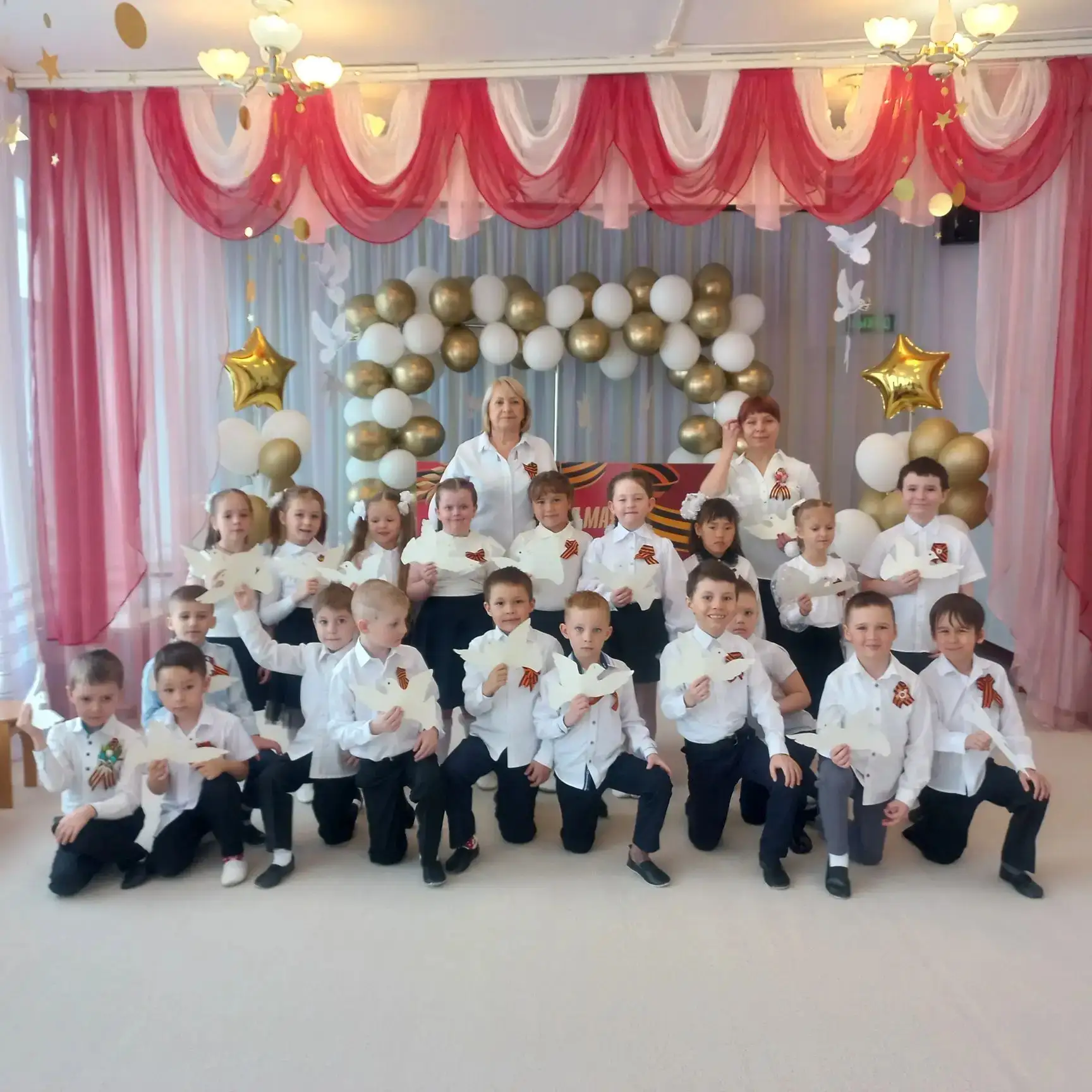 🌟 Дорогие друзья! 🌟

Приближается 9 мая — день, когда мы чествуем память тех, кто отдал свои жизни