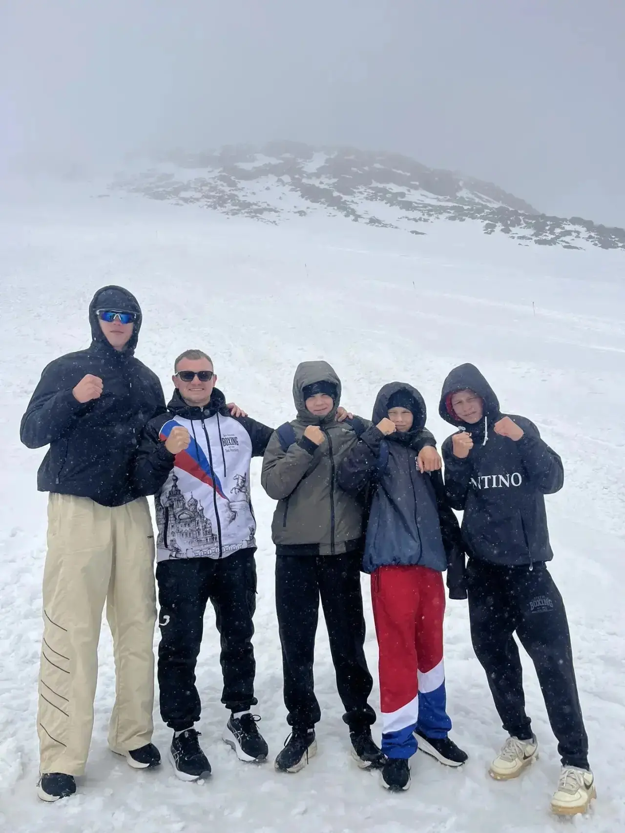 ТАМ, ГДЕ ЗИМА ЛЕТОМ   🥊