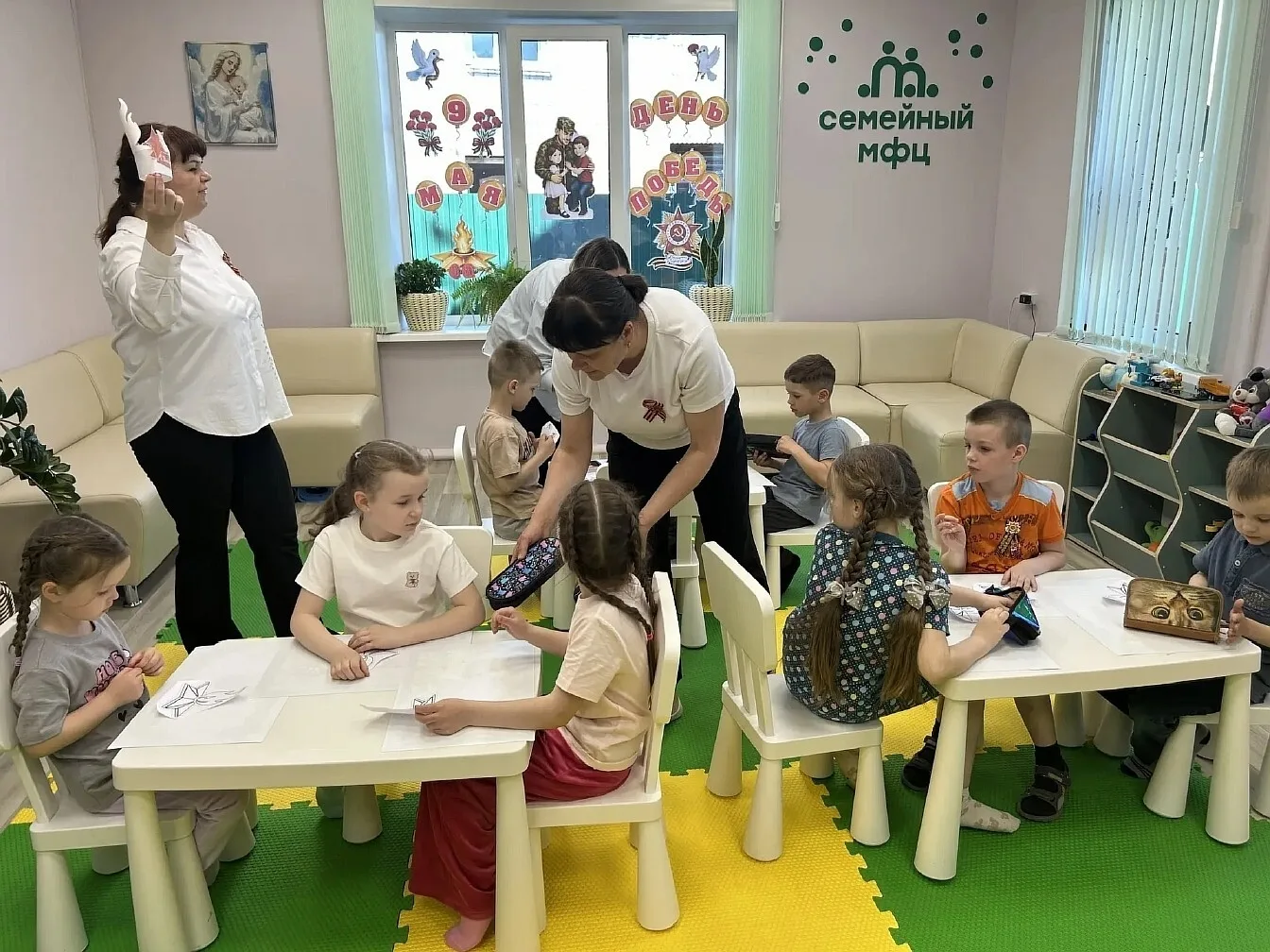 Жуковка | Брянская область🏡  🔹 Сегодня в нашем кружке «Рукоделкино» царила особая атмосфера: ребята 