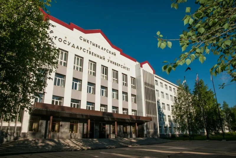 Абитуриенты Усинска в ожидании: в вузах Коми началась приёмная кампания 2026 года 


С 20 июня в рос