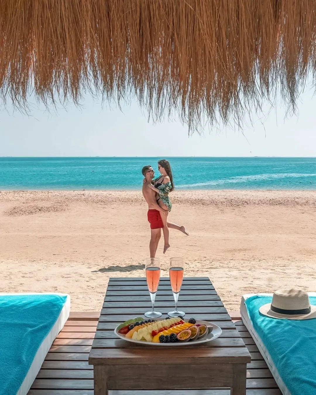 А вот это удобно: в Steigenberger Resort Ras Soma 5* — номера с выделенной зоной гостин...