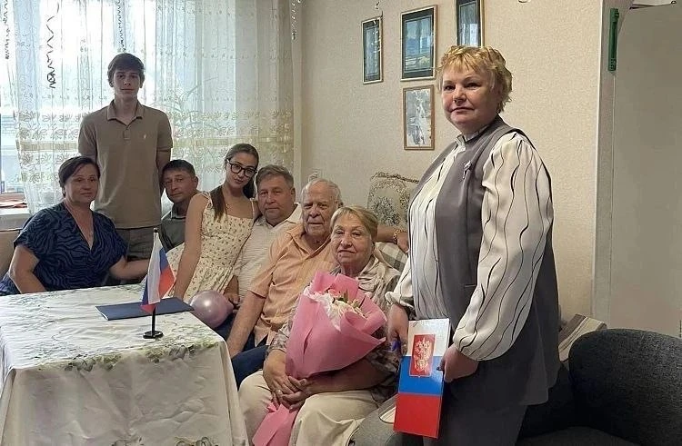 60 лет любви и верности: супруги Титомир из Уссурийска отметили бриллиантовую свадьбу
