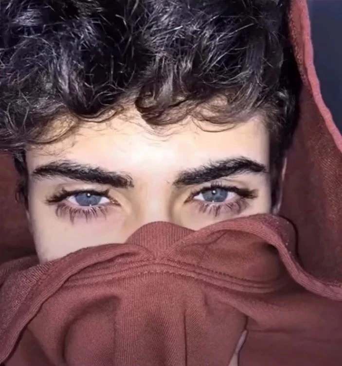 Глазаччико. 👀🤌