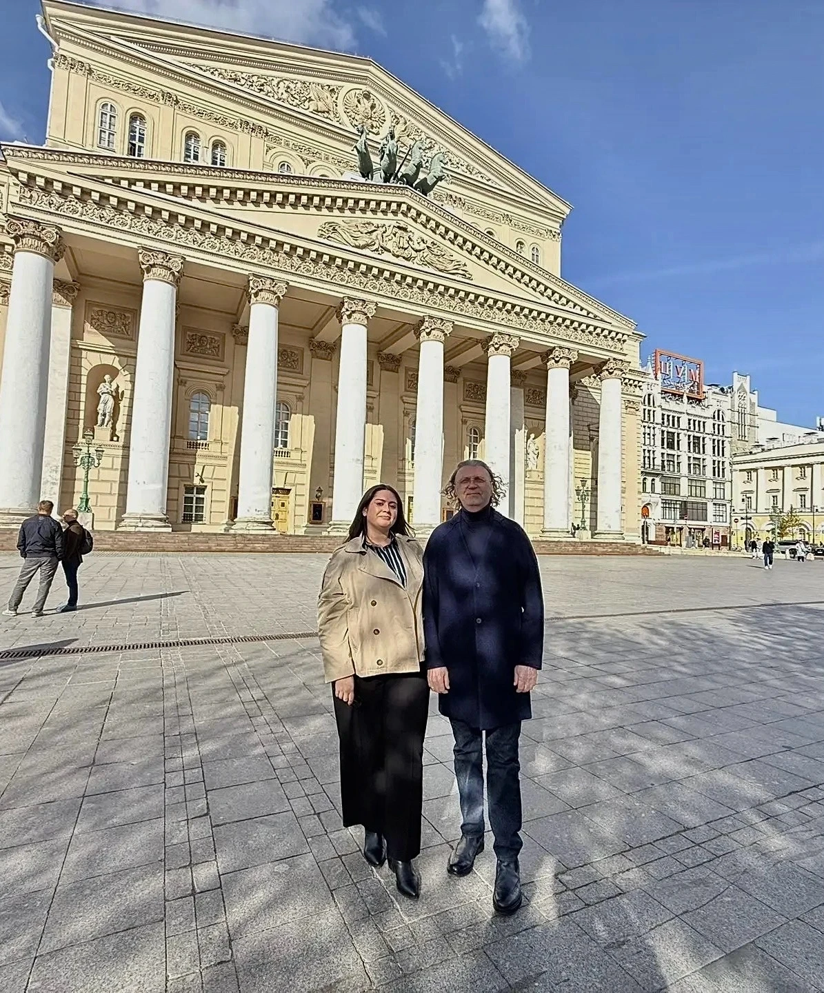 С теплом и благодарностью к тем, кто посвятил жизнь культуре ❤️