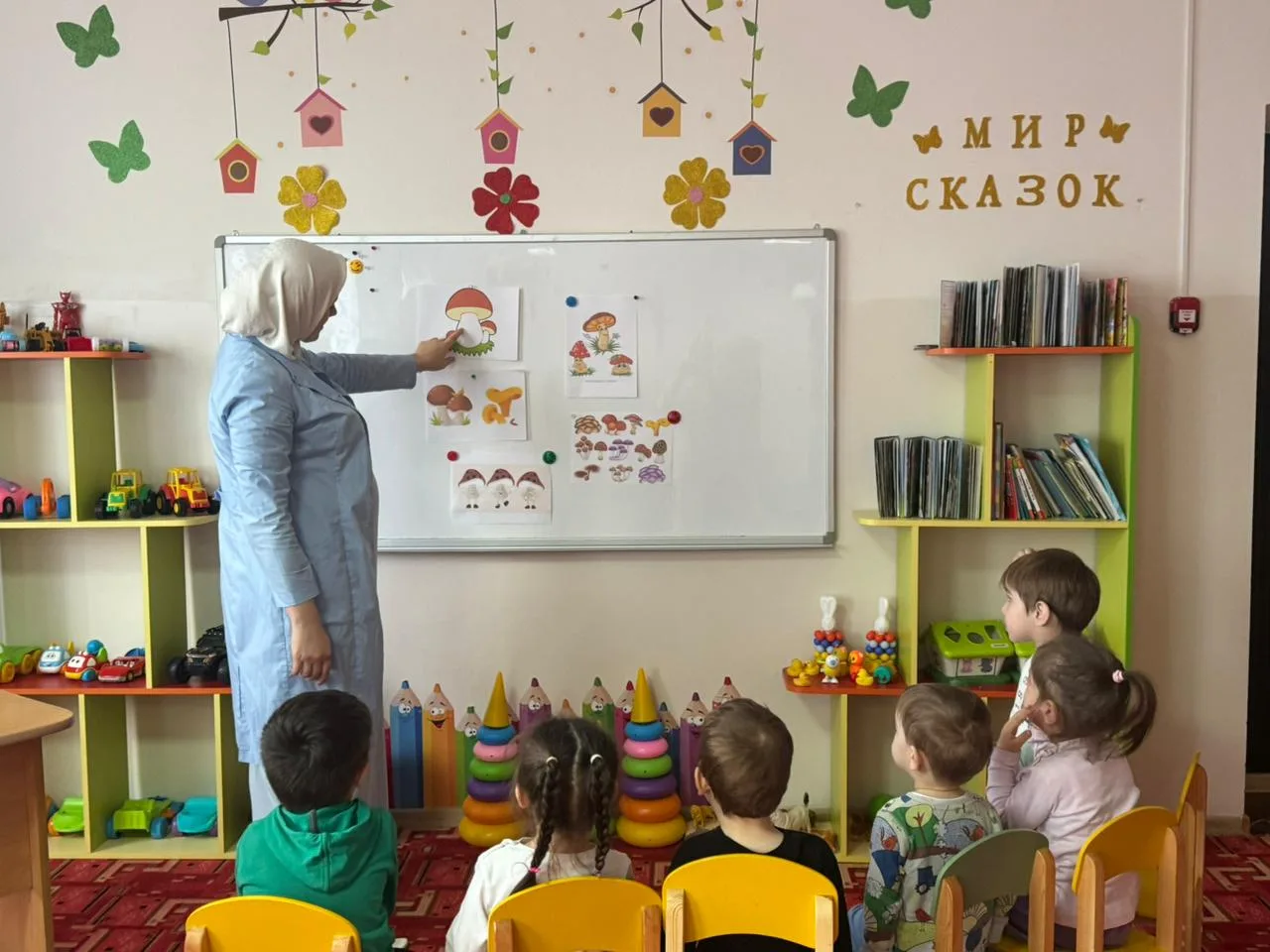 Младшая группа «Светлячки »