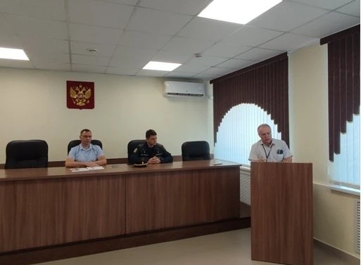 В Мценском районном суде провели учения по пожарной безопасности