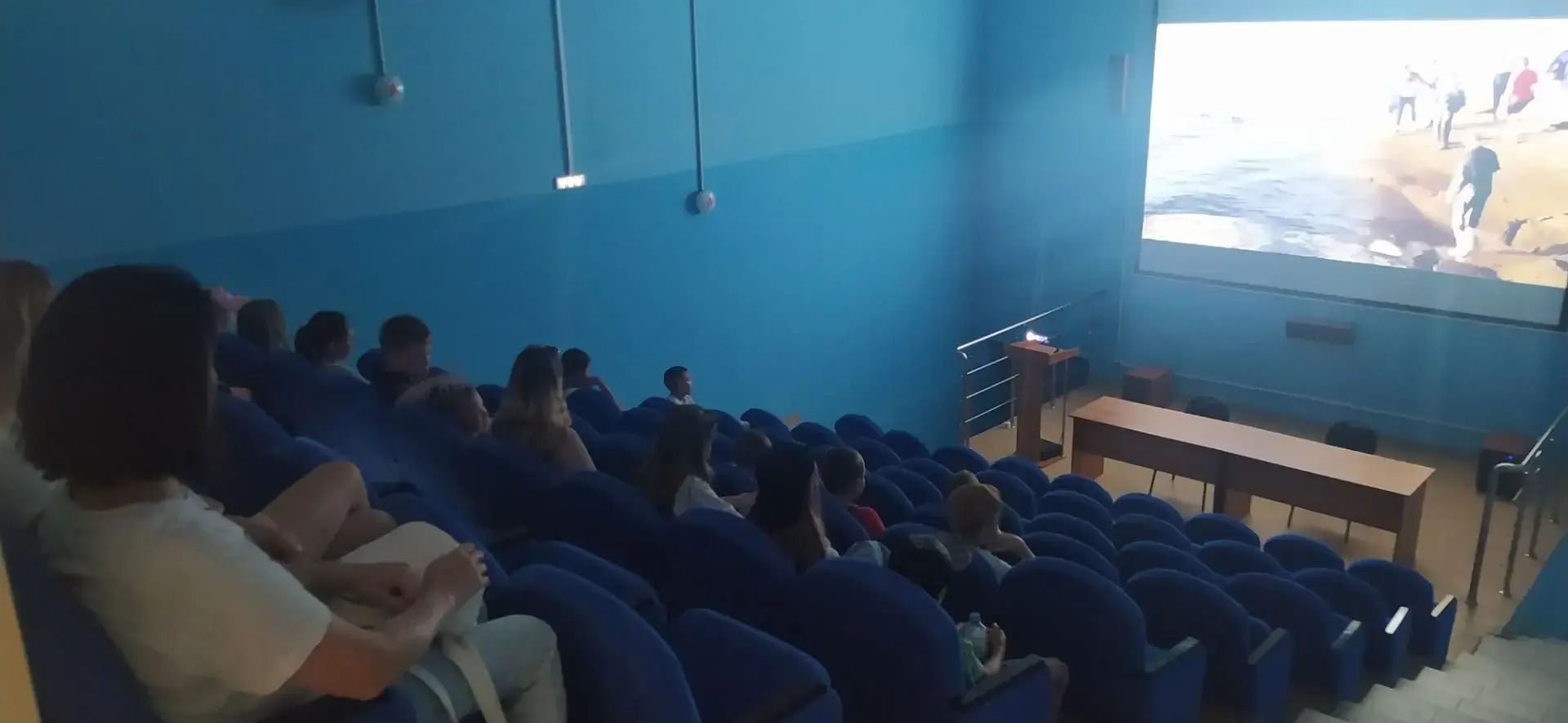 🎥11 августа в кинозале ФОКа состоялась профилактическая беседа с детьми, посещающими Л...