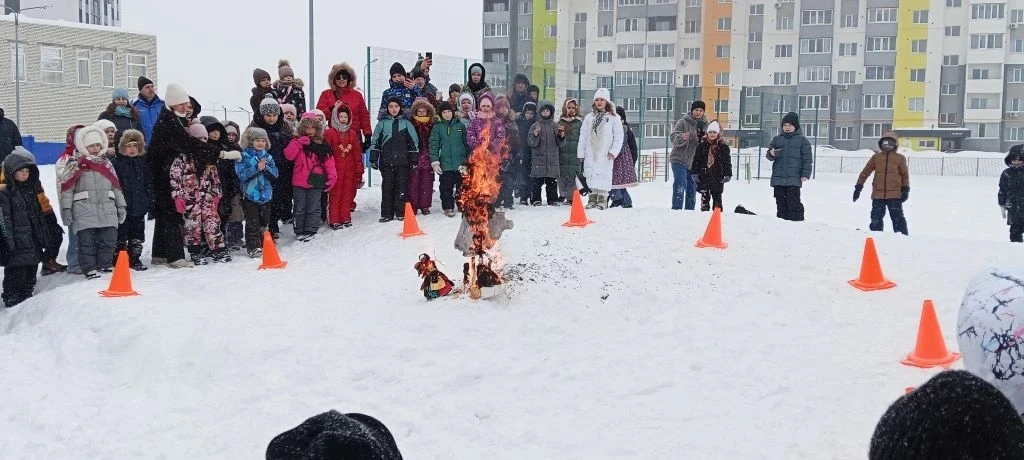 Широкая Масленица в нашем лицее!  Традиционный праздник широко прошел в стенах нашего лицея! 🎉  Весё
