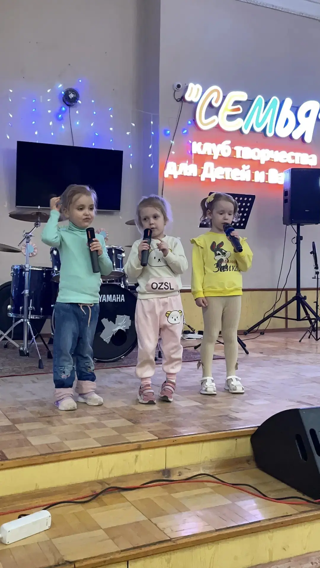 Видео