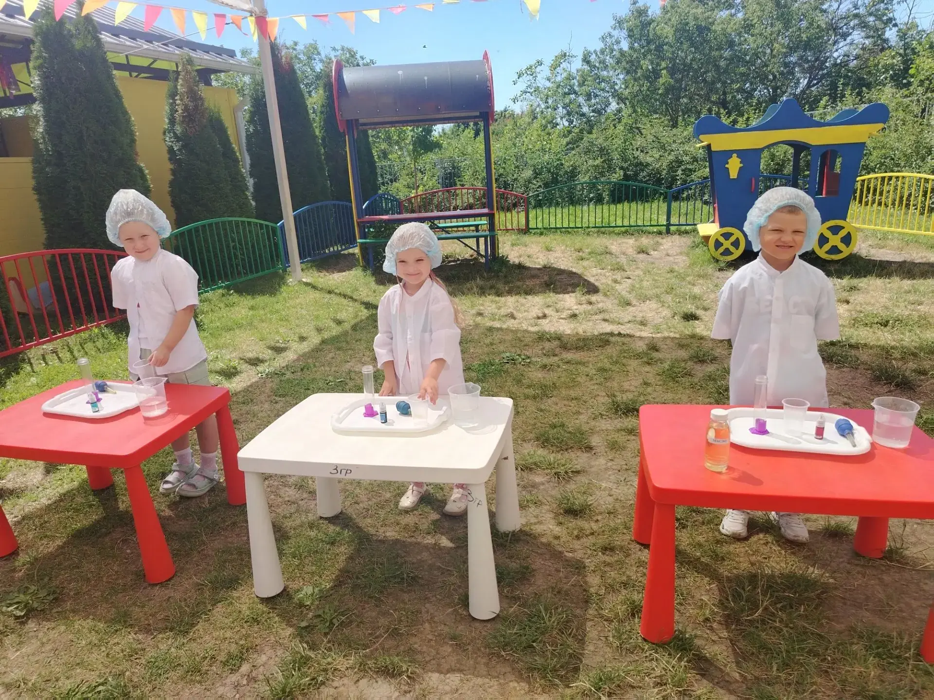 В группе №3 «Кубанские казачата» прошла серия увлекательных экспериментов! Ребята на практике разобр