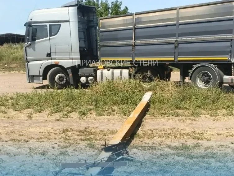 🛑 В 5 районах Кубани 18 раз повреждали опоры линий электропередач в результате ДТП