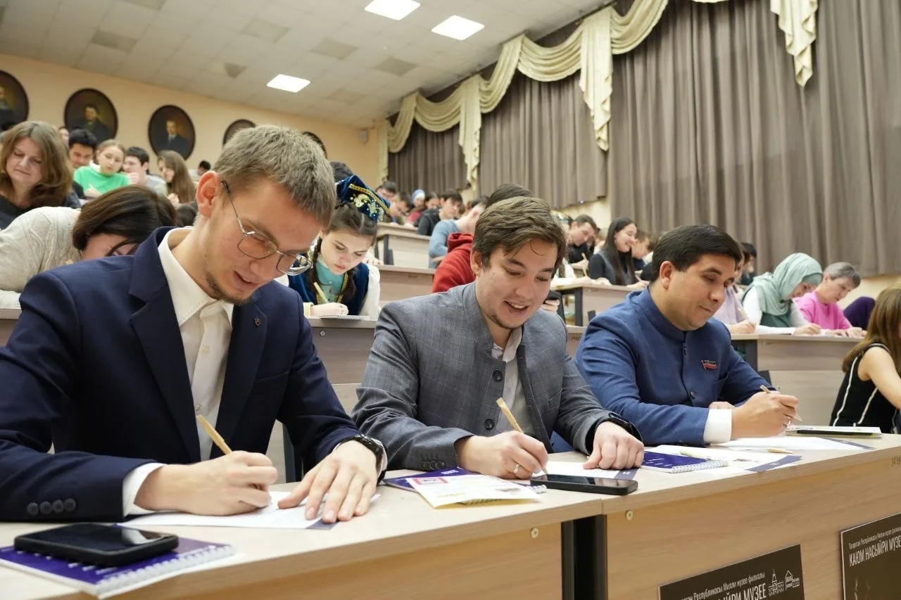 Татарча диктантта катнаш!  24-26 апрельдә Мәскәү вакыты белән иртәнге сәгать 10да барлык теләүчеләр 