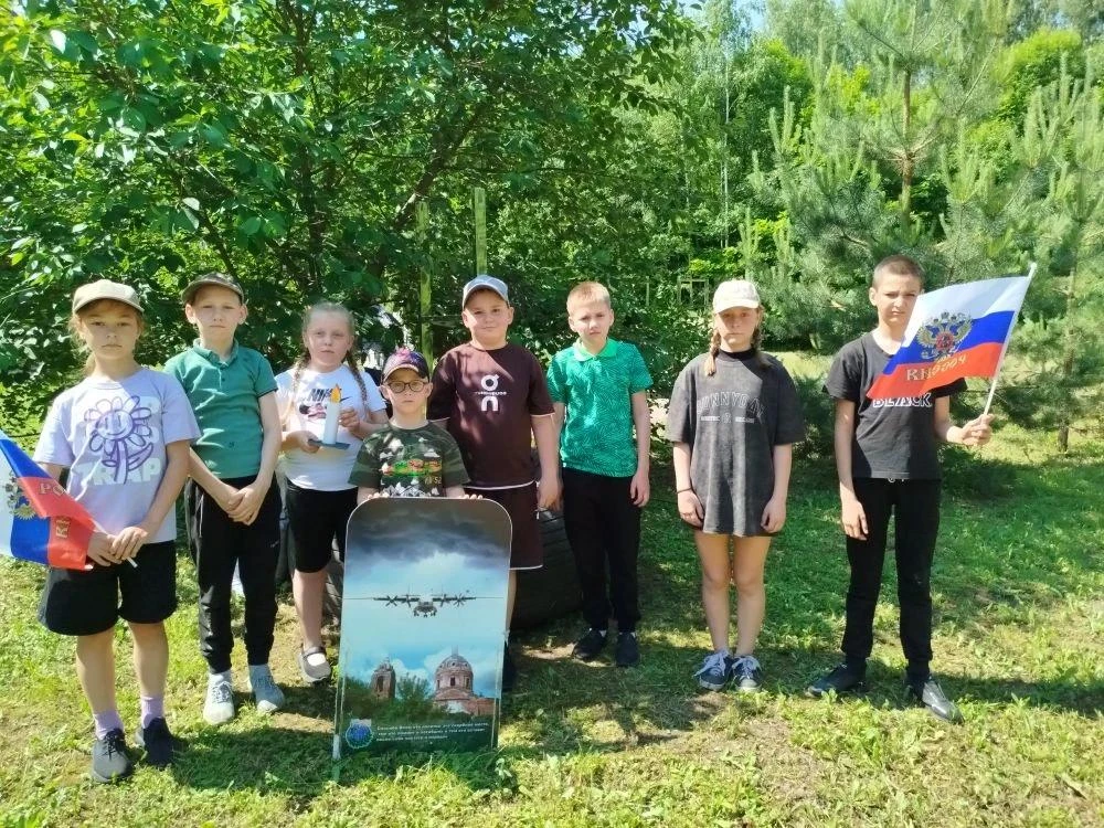 В соответствии с планом мероприятий на летних каникулах в МБОУ - Парамоновской ООШ для ...