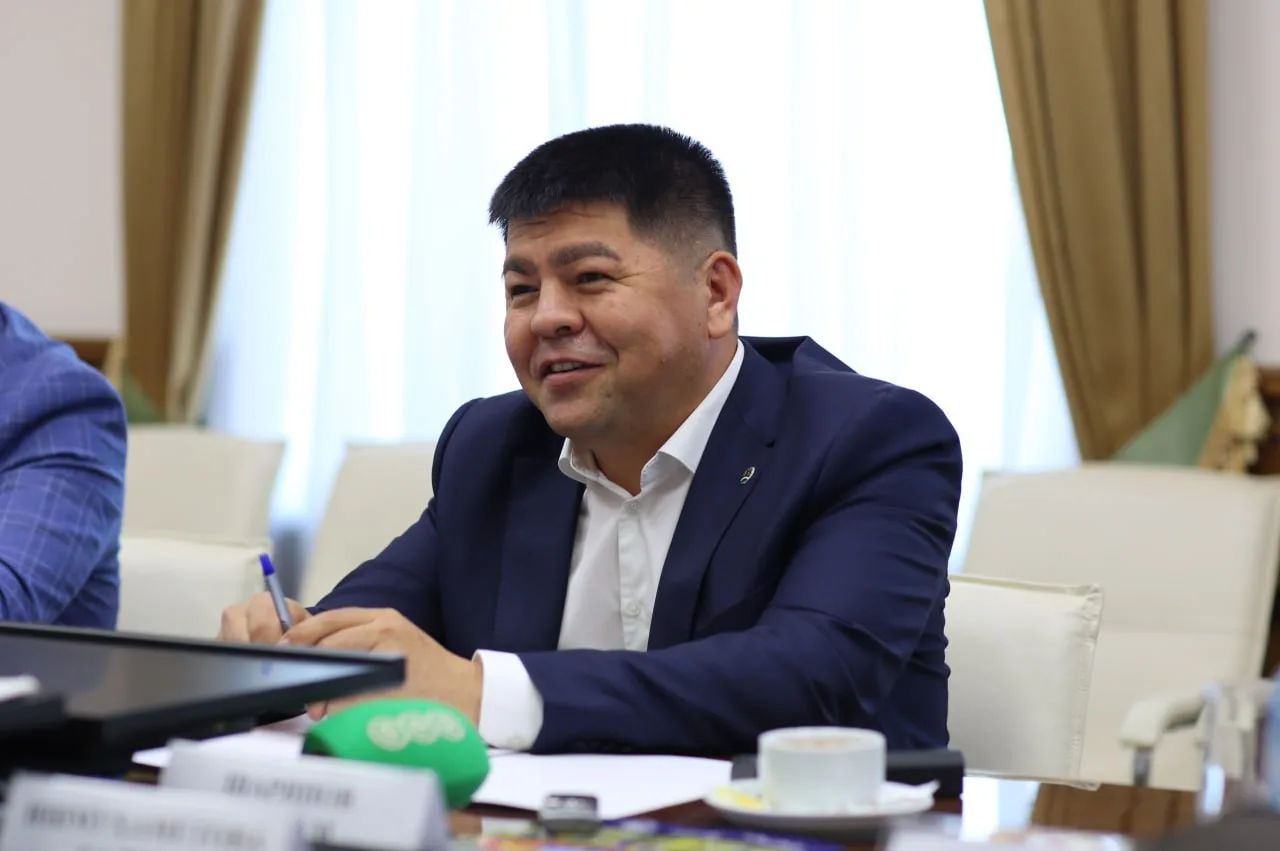 «Меня насильно не назначали»: Рустам Шарипов рассказал, как стал и. о. мэра Уфы