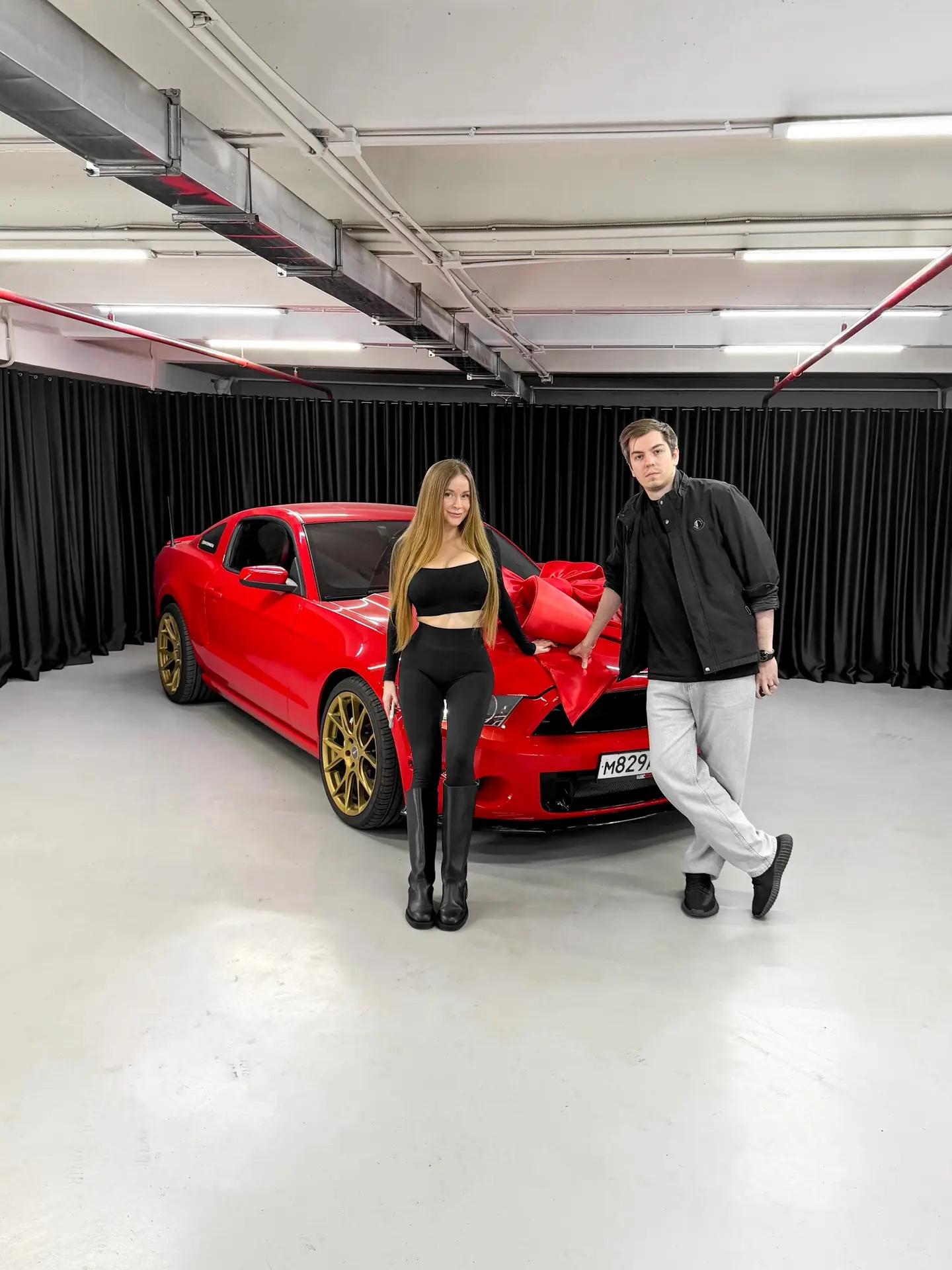🚙  Ford Mustang 2012 — Продан