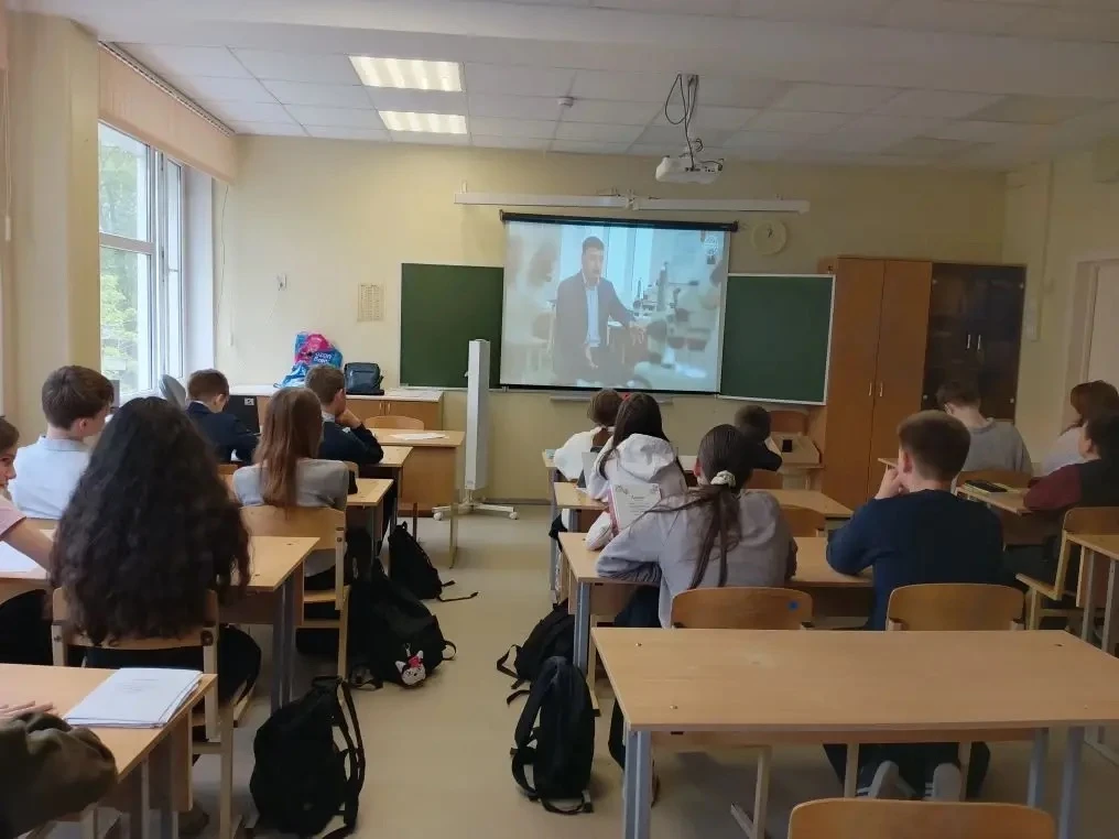 💡Что ждёт электронную промышленность Тверского региона и какие профессии будут востребованы завтра❓ 