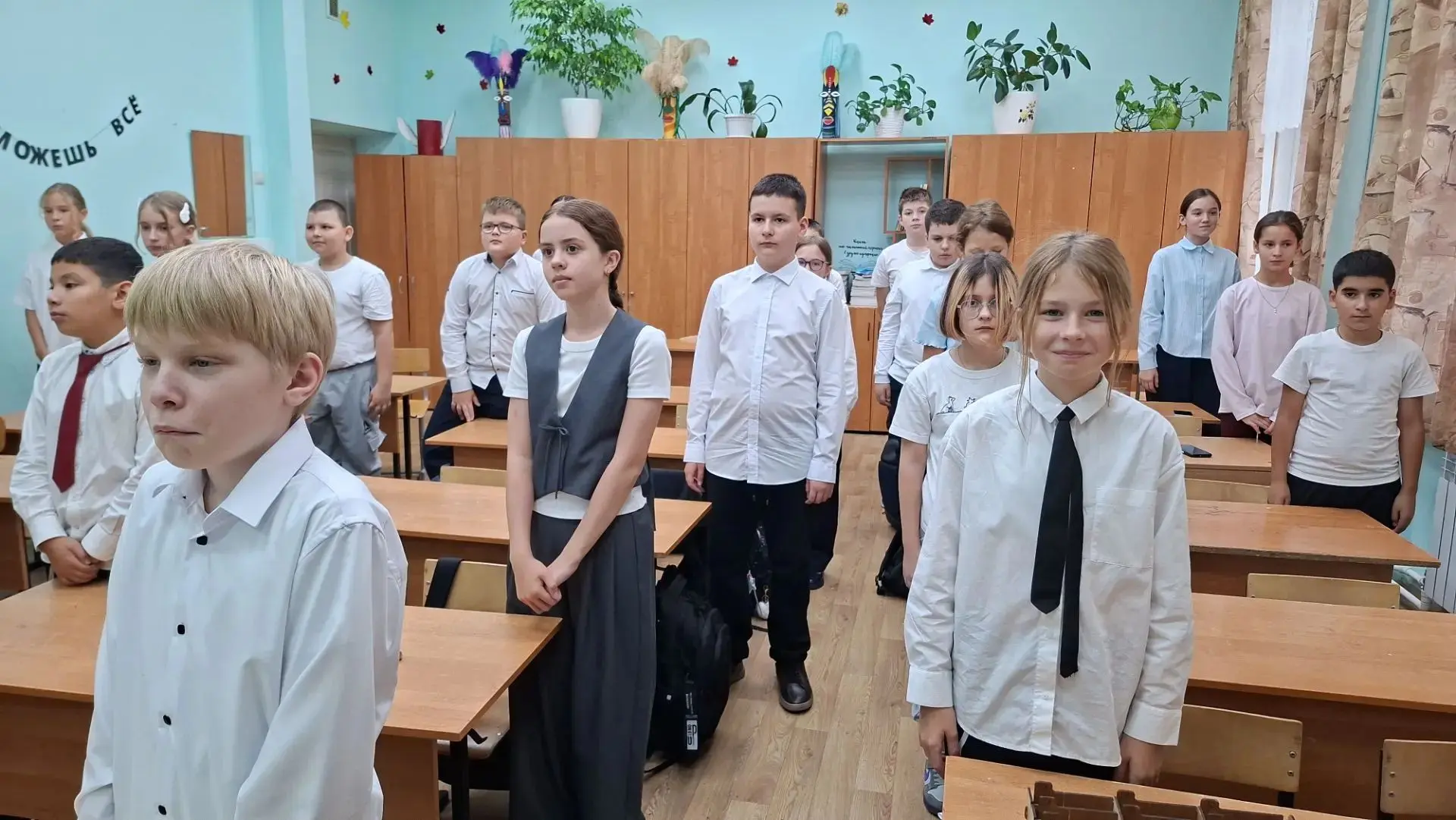 В рамках внеурочного занятия "Разговоры о важном" учащиеся 5 "Б" класса (классный руков...