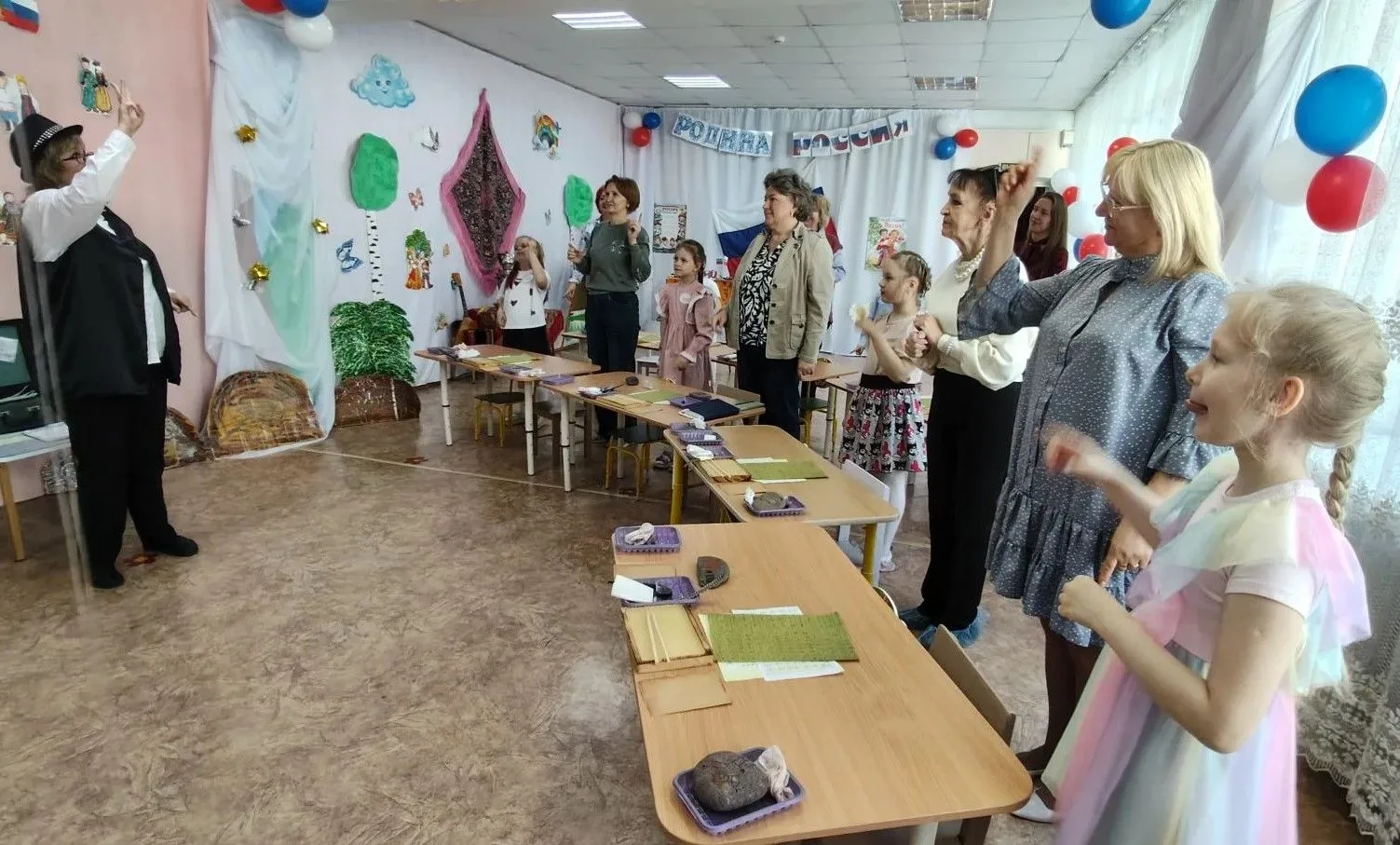 ⏳А вы умеете путешествовать во времени?
 
 ⚡️Если нет, то вам совершенно необходимо побывать в детск