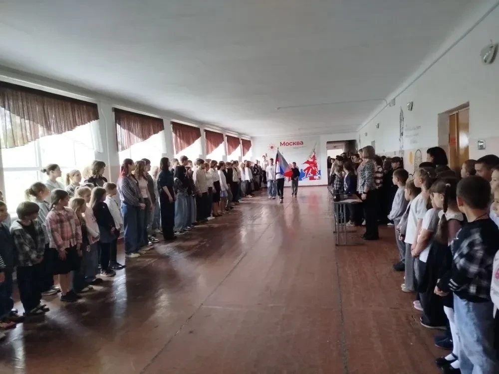 18 мая, понедельник. Вот и началась последняя учебная неделя. По традиции, мы торжестве...