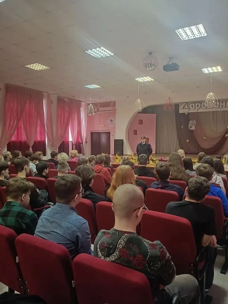 В нашей школе большое внимание уделяется не только качественному образованию, но и безопасности учен