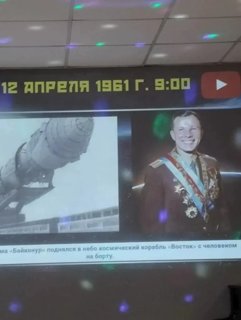 Воспитанники старшей группы «Непоседы» вместе с воспитателем Копцевой Е.А. посетили библиотеку им. А