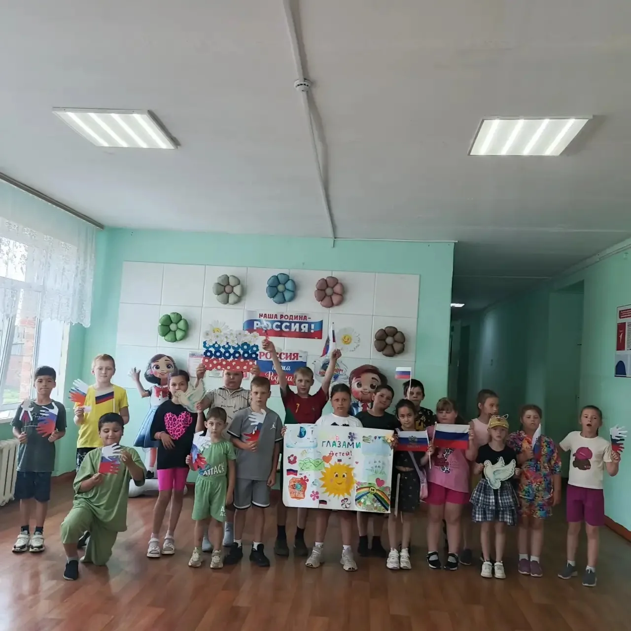 🌞 Сегодня в нашем лагере «Солнышко» прошёл ещё один яркий день! Мы отмечали День Росси...