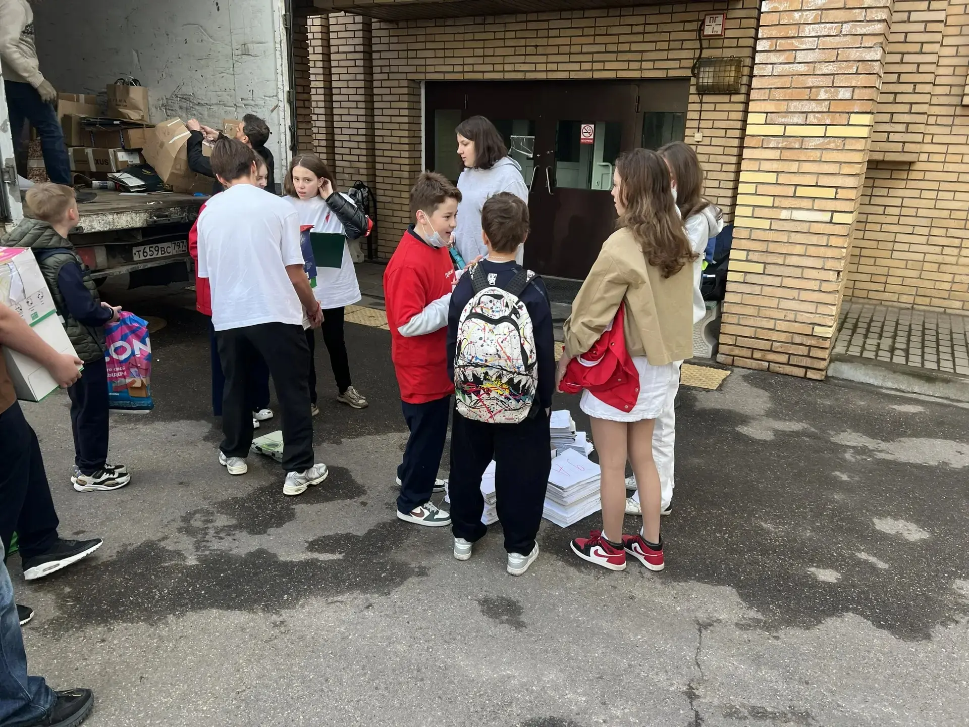 В пятницу состоялась акция по сбору макулатуры «Бумажный марафон» 🤩  Спасибо всем, кто принял участи