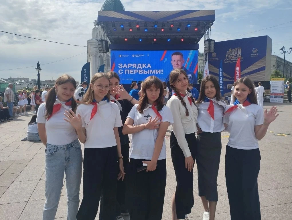 ☀  Ура! Каникулы!!
       Вот и открылся наш долгожданный, удивительный, самый лучший чудо-лагерь "М