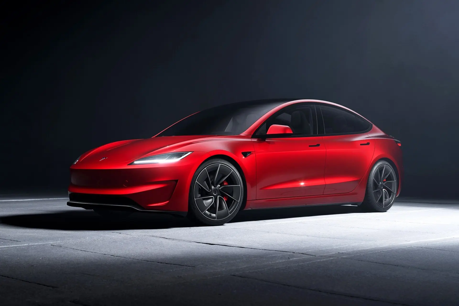 Обновки для Tesla Model 3: больше экран и больше мощности для версии Performance