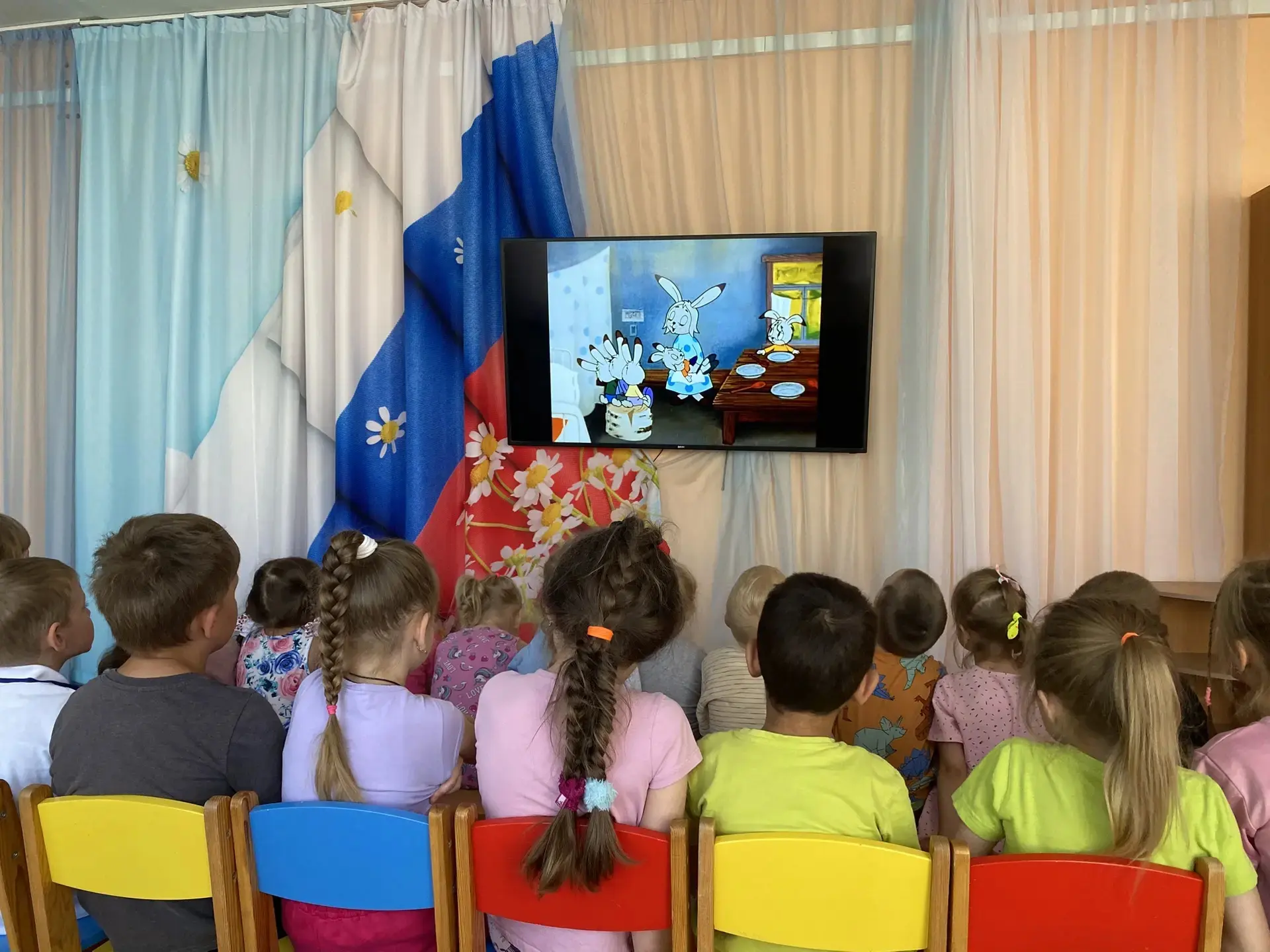 📚 5 июня день рождения доброго волшебника — Владимира Сутеева! 🎉
После активной викторины наши юны