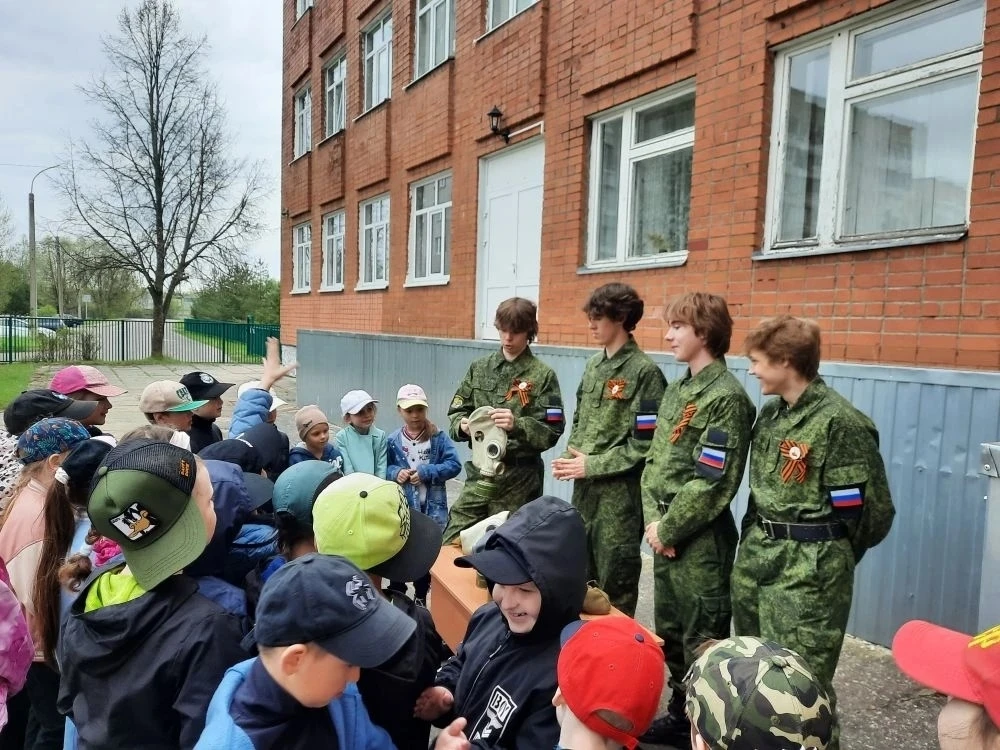 🇷🇺 В преддверии празднования Дня Победы в Центре образования "Гимназия №8 им. Д. М. Марасиновой" раз