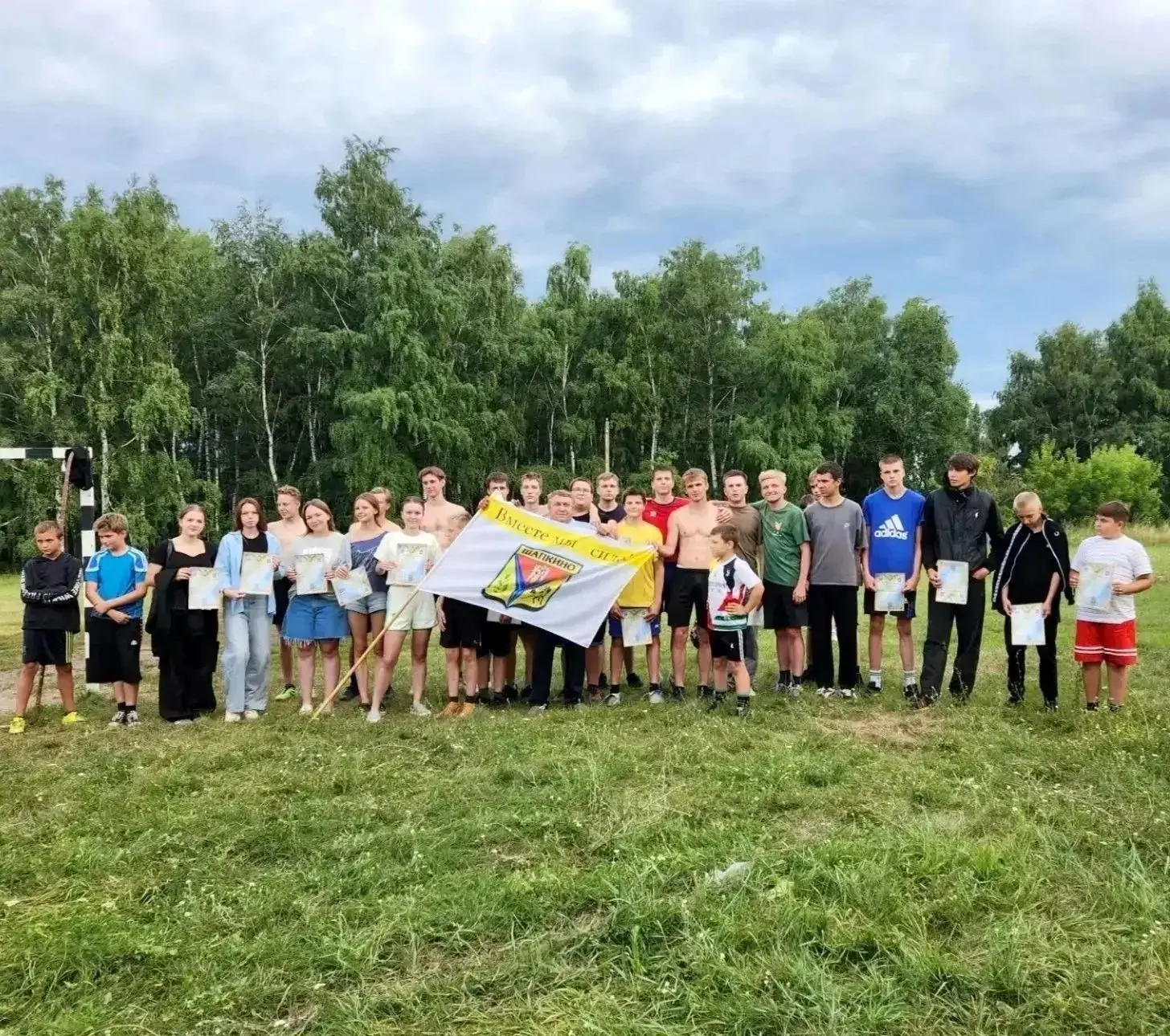 ⚽ Юные футболисты из Шапкина помогли спасти многодетную семью от пожара

В селе Шапкино Мучкапского 