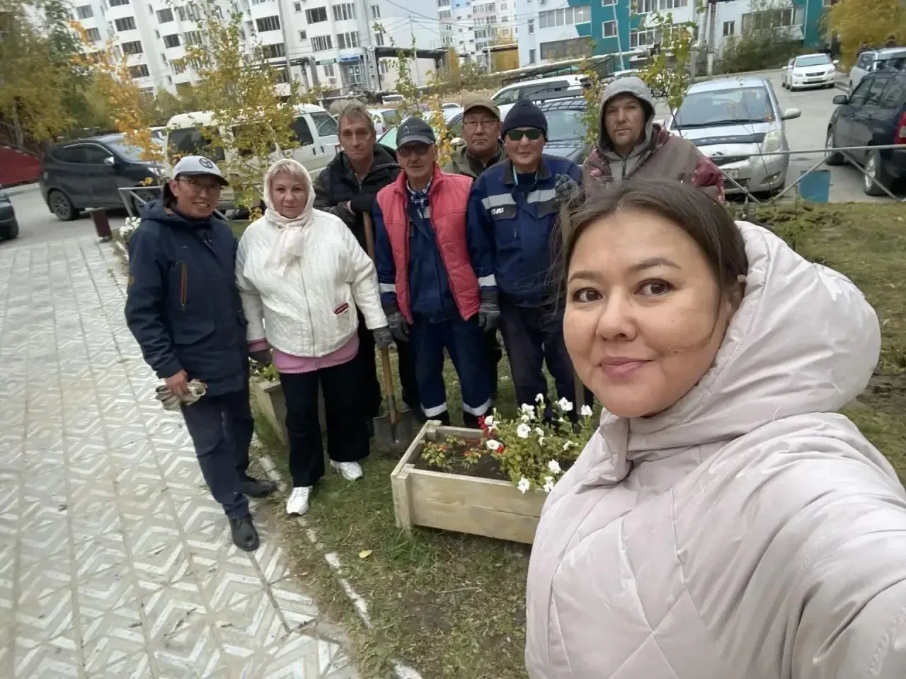 🌳 В Центральном округе высадили 156 саженцев деревьев