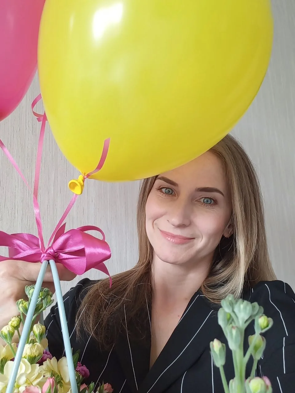🎉🎉🎉Сегодня свой день рождения отмечает тренер-преподаватель отделения "Эстетическая ...