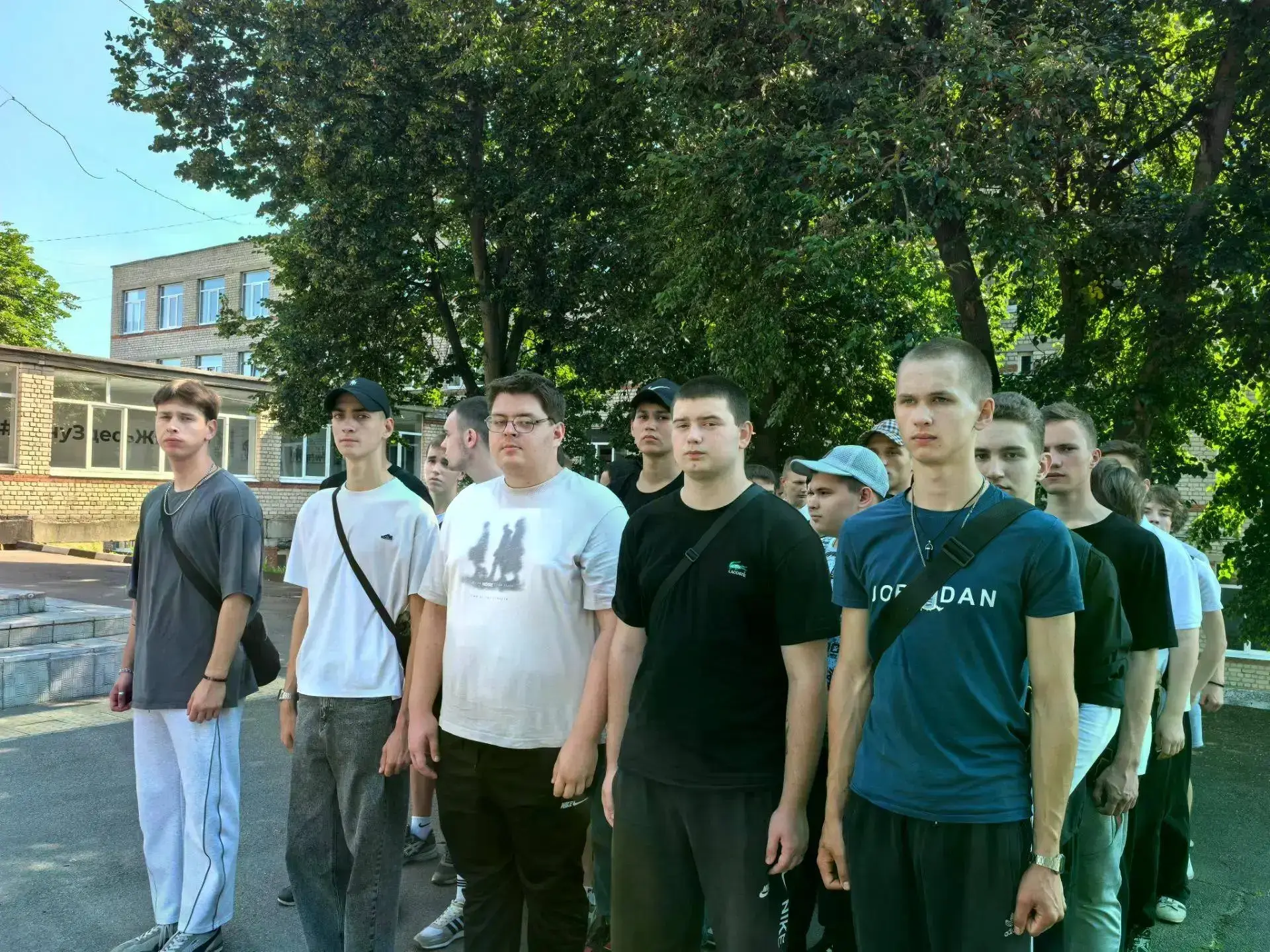 🇷🇺Завершающий аккорд: Строевая подготовка и автомат Калашникова – наши студенты готов...