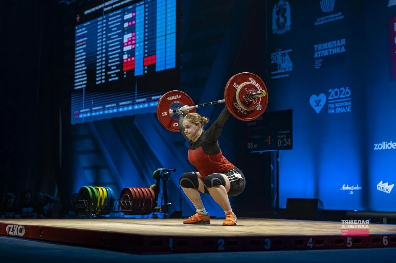 🏋️‍♂️ Дарья Рябова и Дарья Мелешко выступили на юниорском первенстве России по тяжелой...