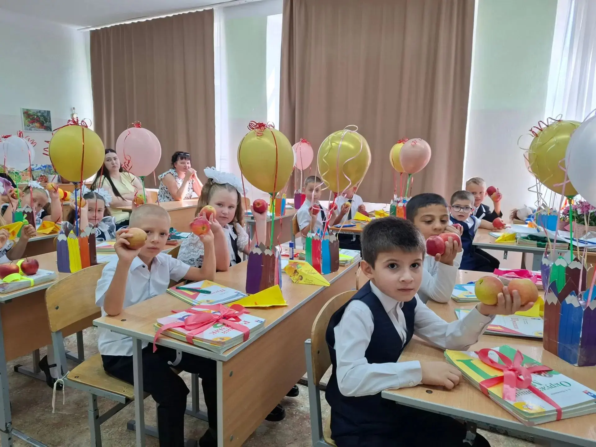 🎉 Первый раз в первый класс! 🎉