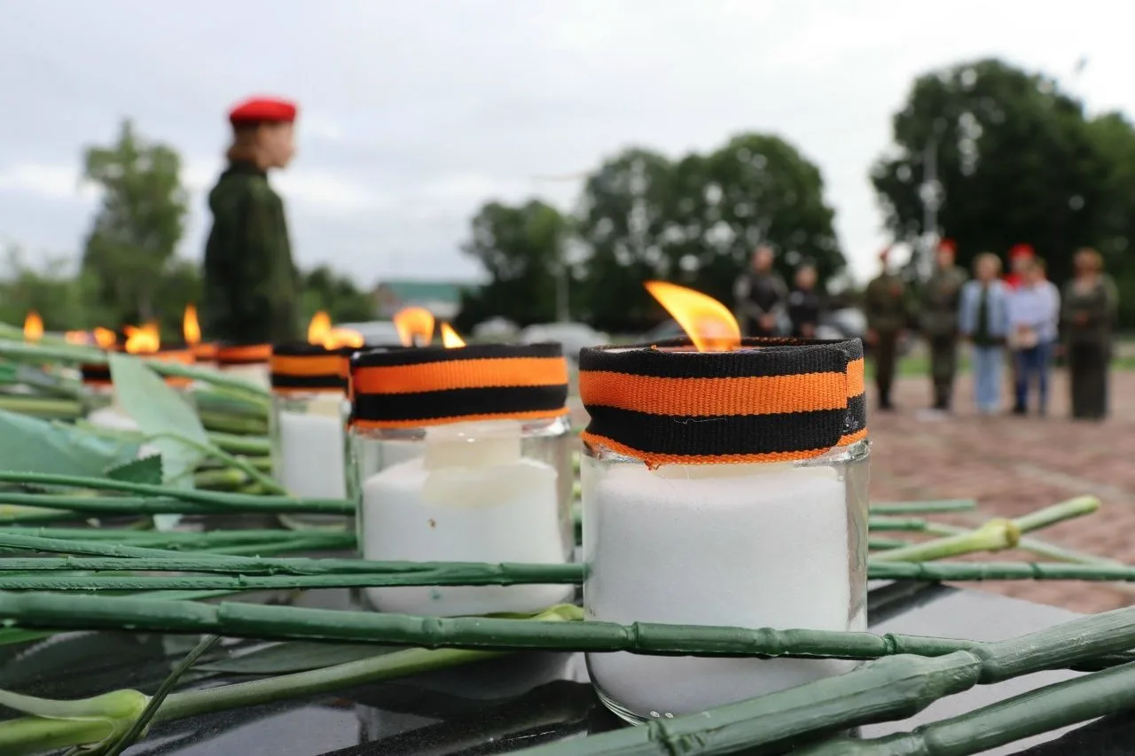 День памяти и скорби: 22 июня
 
22 июня — это День памяти и скорби, когда мы вспоминаем о начале Вел