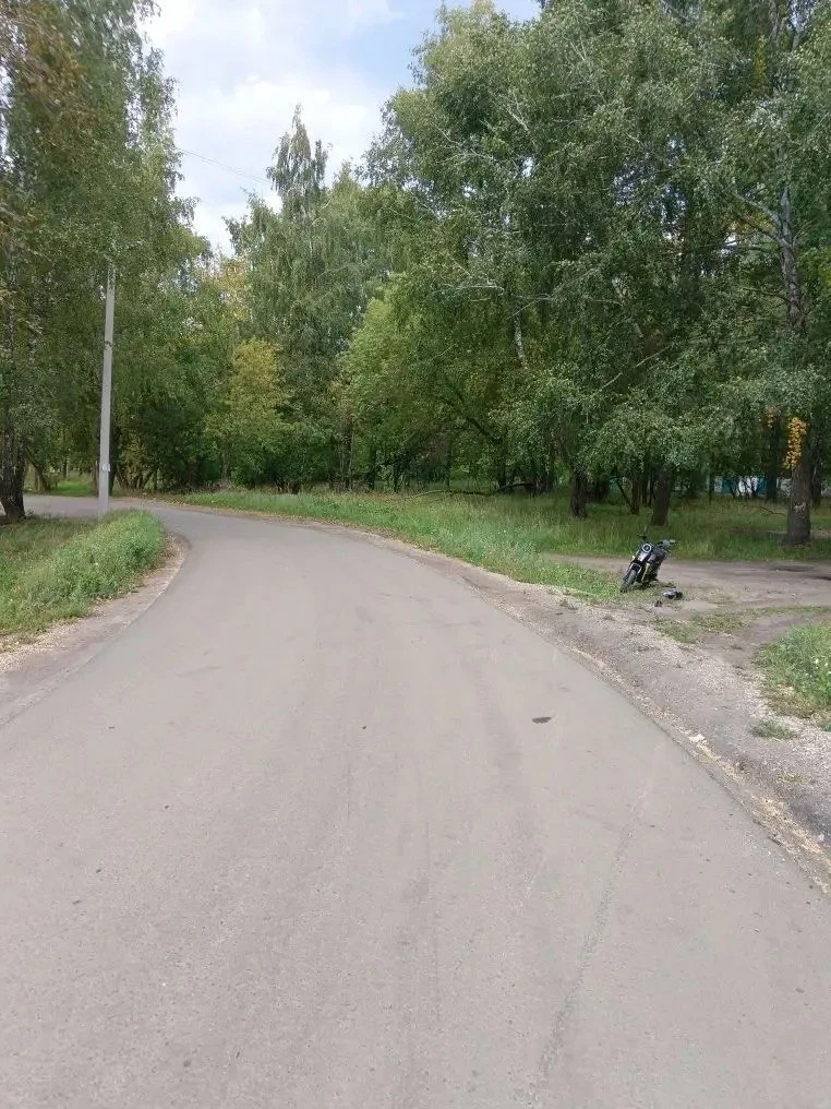 🛵 49-летний наездник электроскутера опрокинулся в Чамзинском районе