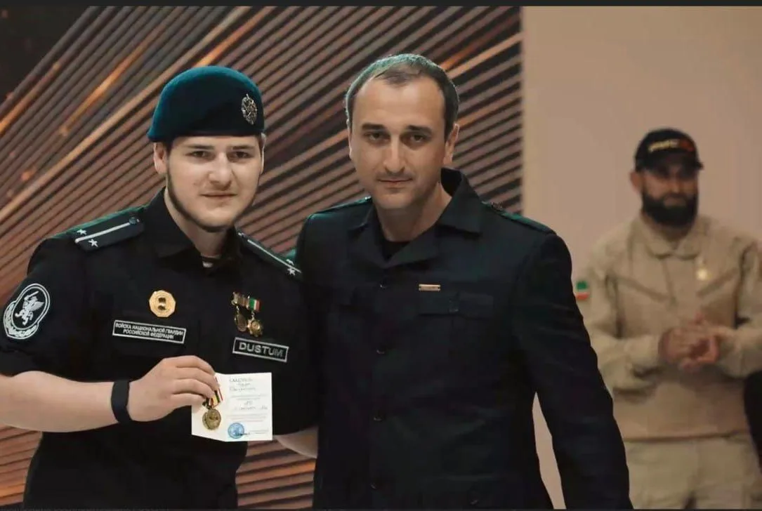 Изображение 1 к публикации «Повёрнутые на войне»
