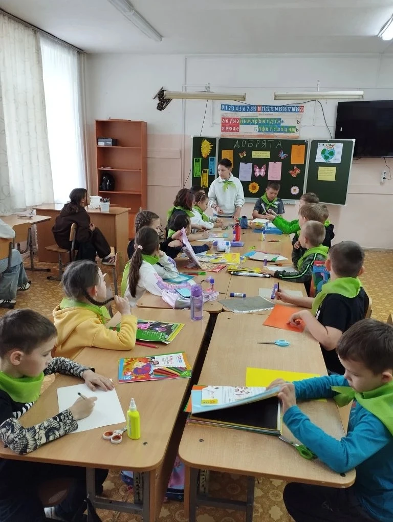 Лето началось, а значит, наш пришкольный лагерь «Тимур и его команда» в самом разгаре! ...
