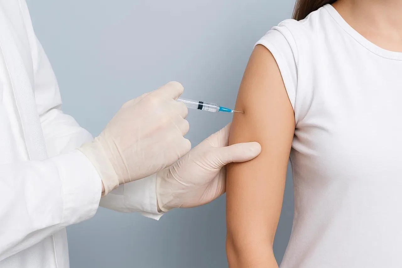 💉 Привиться от гриппа в Миассе можно и на выходных. В эту субботу и воскресенье мобиль...