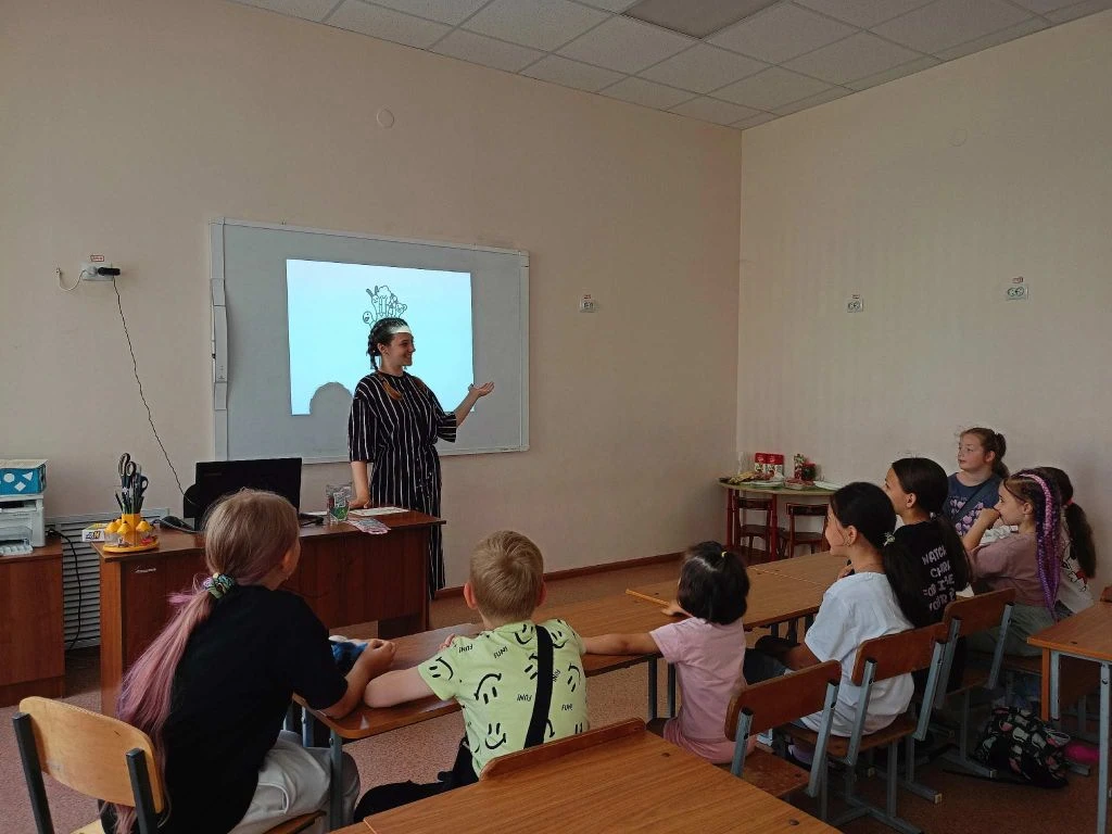 В детском объединении театр кукол "ТИМ" прошёл захватывающий фото-квест "Весёлое лето"! 📸✨ Ребята п