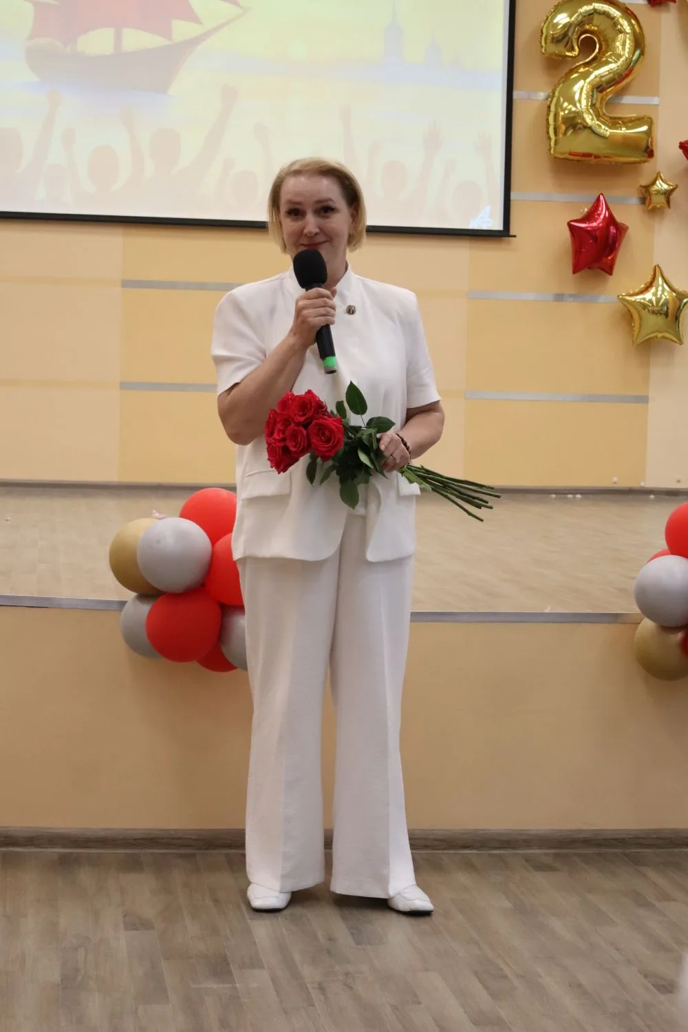 Последний рывок: одиннадцатиклассникам были вручены аттестаты об окончании школы 👨‍🎓