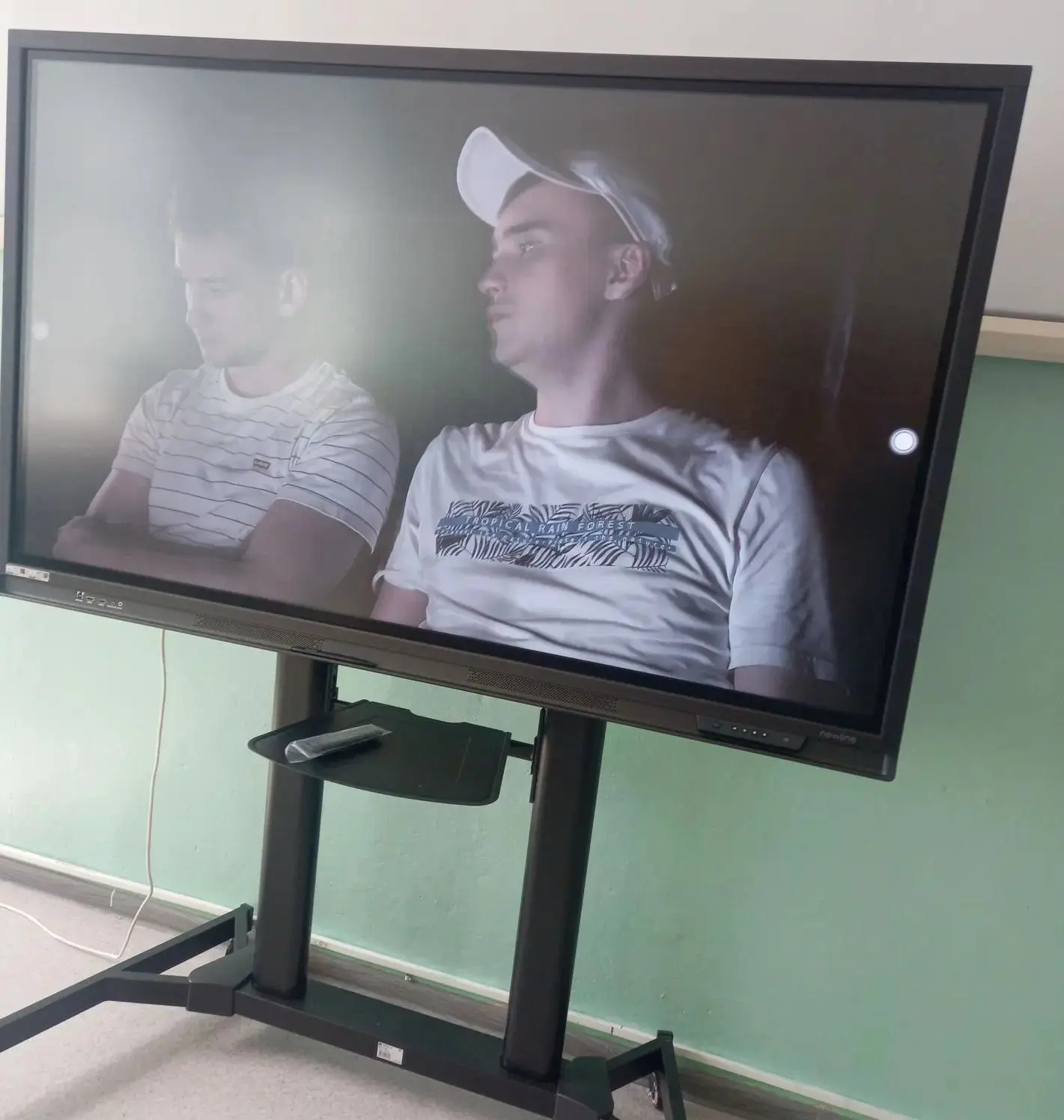 15.06.2026 года для обучающихся 5, 6 классов нашей школы был показан социальный ролик «...