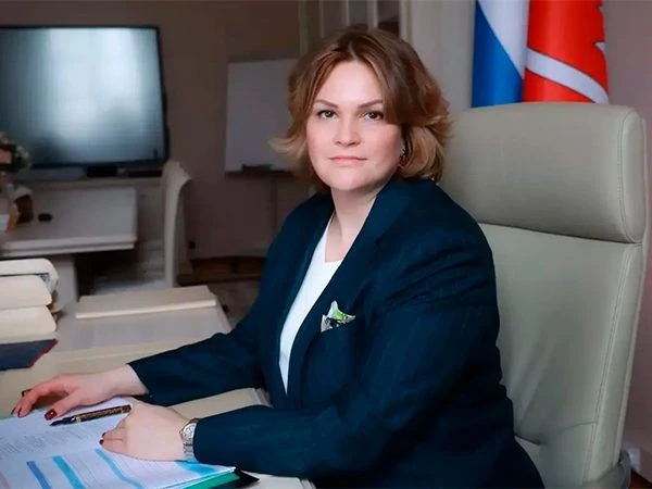 Председатель комитета по информатизации и связи Юлия Смирнова подчеркнула двойной успех МФЦ Санкт-Пе