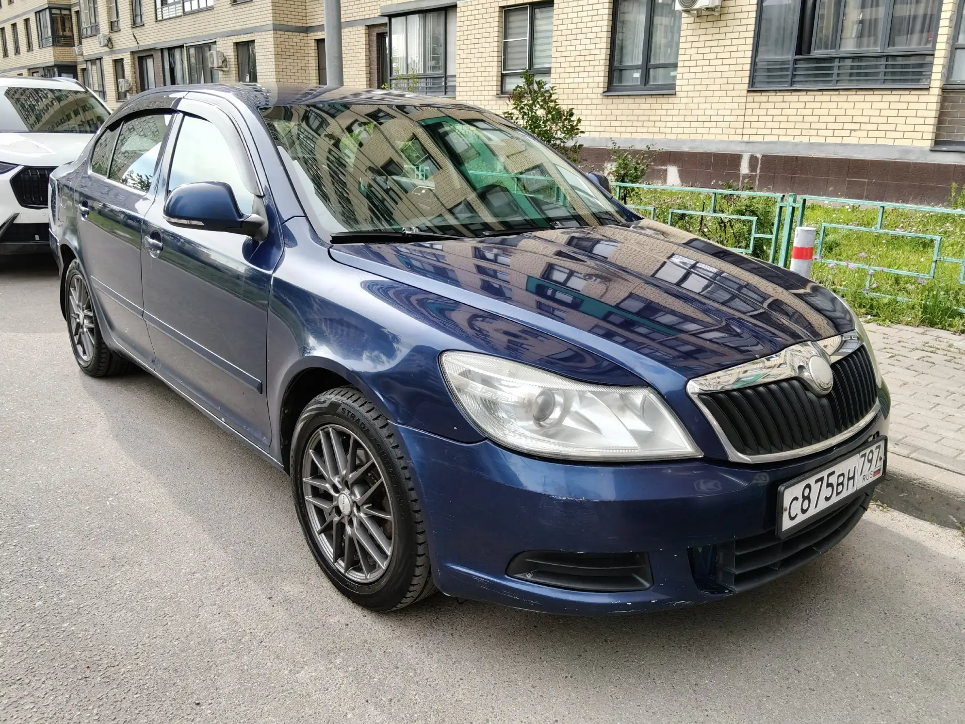 Skoda octavia 2008 года. Владею более 5 лет. Из последнего поменял сцепление отремонтир...