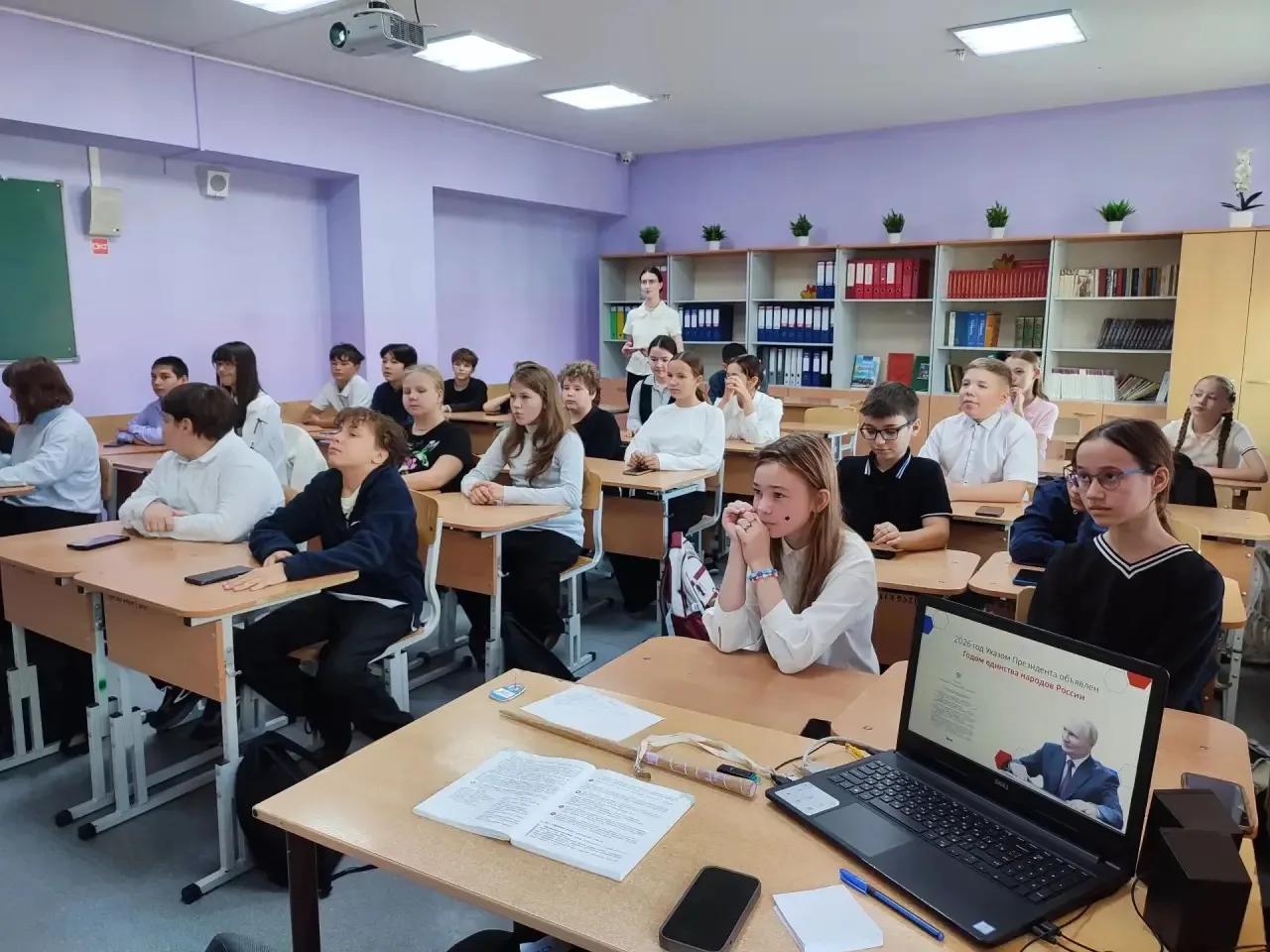 1 октября ученики 6 «Д» и 6 «Е» классов отправились в настоящее этнографическое путешес...